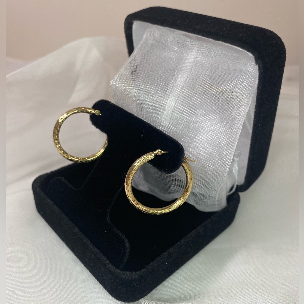 14K YELLOW GOLD diamond cut hoop earrings 1” REAL GOLD - Picture 4 of 11